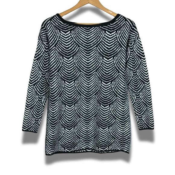 BCBGeneration Scalloped Pattern Boatneck Sweater XS - Picture 4 of 11